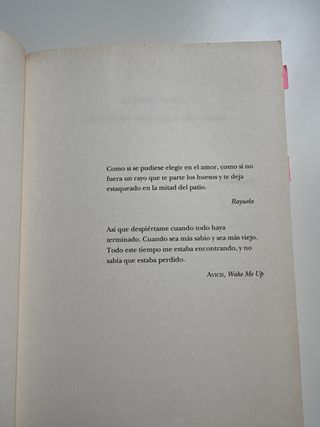 Nosotros en la luna: El libro más vendido del a...