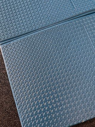 Esterilla azul para ejercicio