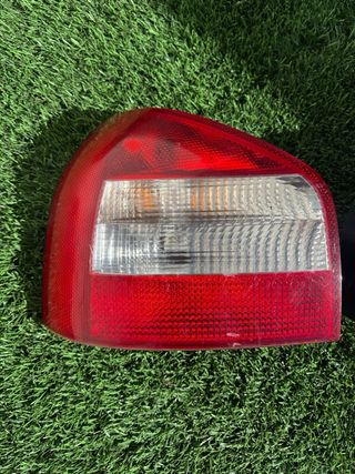 Pilotos Traseros Audi A3 8L