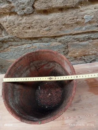 Vaso terracotta marrone e verde