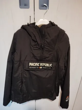 Cazadora Pacific Republic Negra