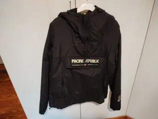 Cazadora Pacific Republic Negra