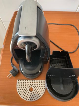 Cafetera Nespresso Krups Negra
