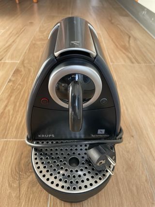 Cafetera Nespresso Krups Negra
