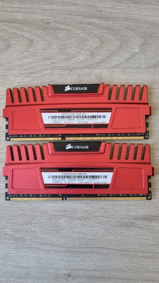 Corsair 8GB (2x4GB) DDR3 1866MHz