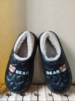 Pantofole invernali con orsetto