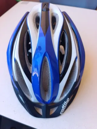 Casco de bicicleta Catlike azul y blanco