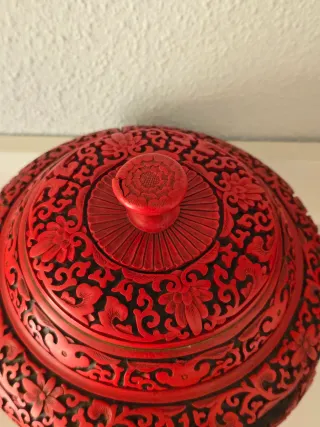 Cuenco Chino Cinabrio con Tapa