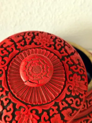 Cuenco Chino Cinabrio con Tapa