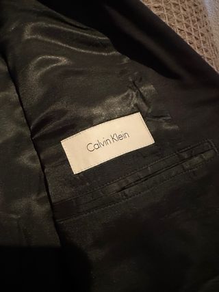 Americana Calvin Klein Negra