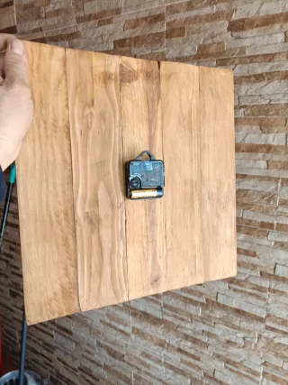 Reloj de Pared Cuadrado Madera Rústica