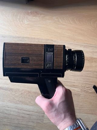 Cámara Super 8 Chinon 674M con funda