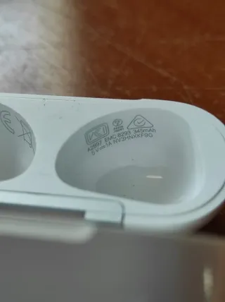 Apple AirPods 3ª Gen + Cable