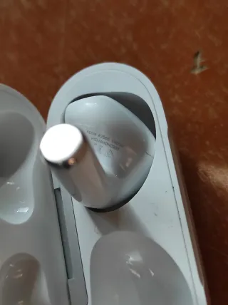 Apple AirPods 3ª Gen + Cable