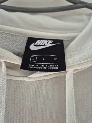 Sudadera Nike con Capucha Blanca