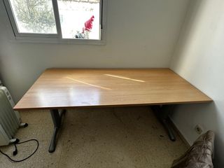 Mesa de trabajo madera y metal
