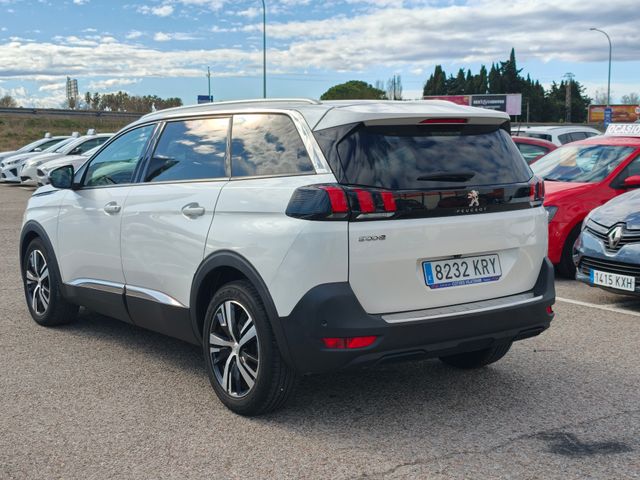 Peugeot 5008 2018