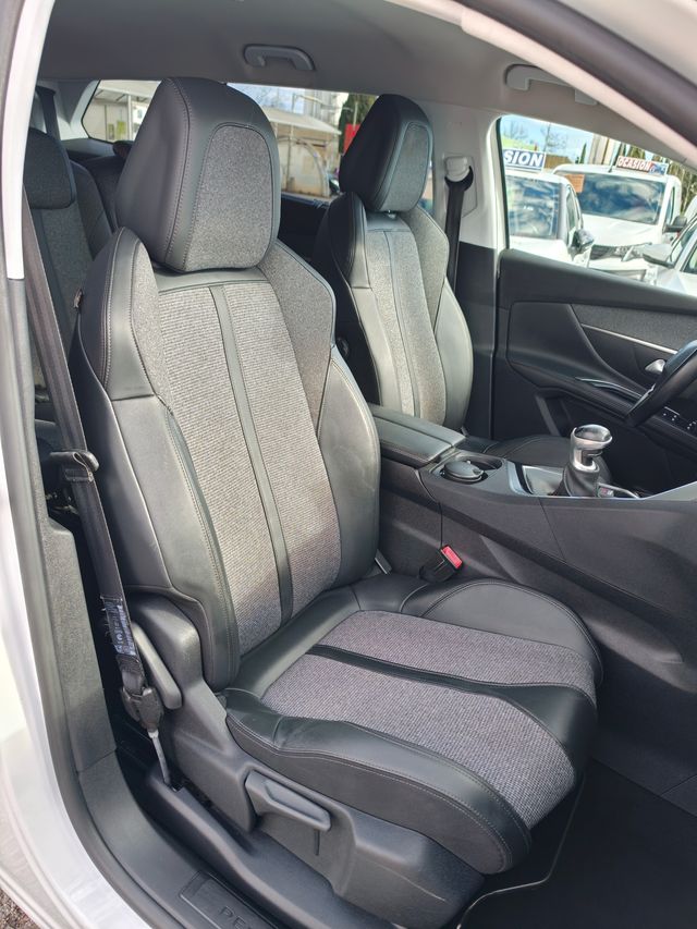 Peugeot 5008 2018