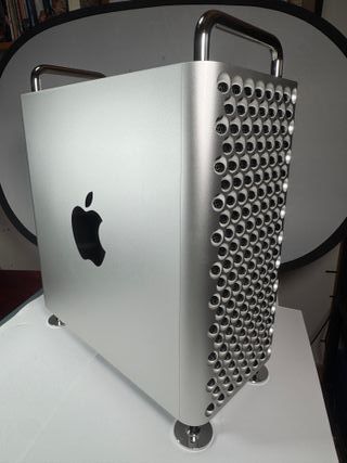 Mac Pro 24-Core 192GB RAM 2xAMD 5700X SUPERCUIDADA