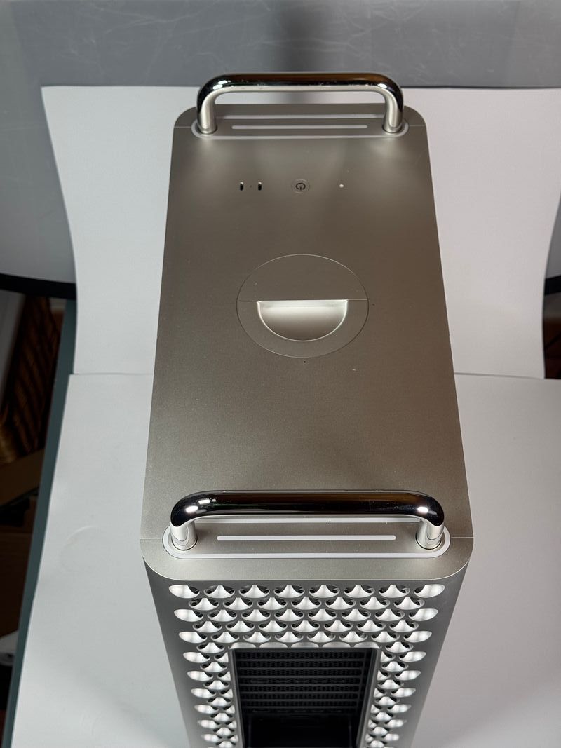 Mac Pro 24-Core 192GB RAM 2xAMD 5700X SUPERCUIDADA afbeelding 2