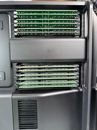 Mac Pro 24-Core 192GB RAM 2xAMD 5700X SUPERCUIDADA