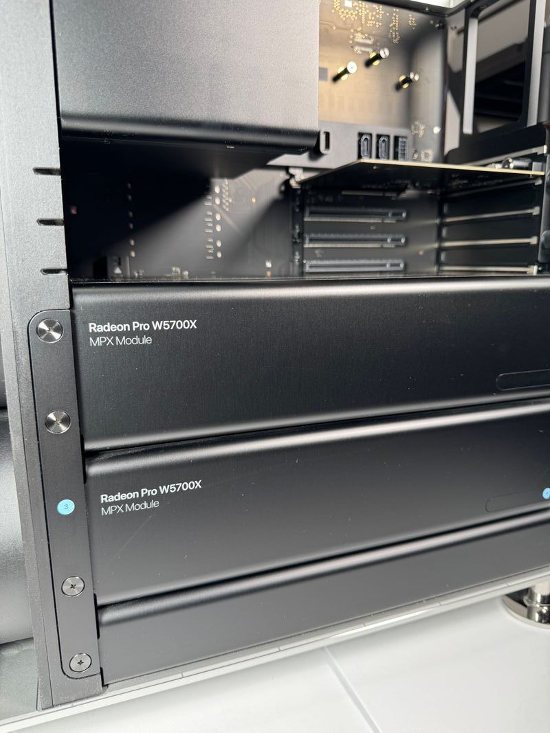 Mac Pro 24-Core 192GB RAM 2xAMD 5700X SUPERCUIDADA afbeelding 9