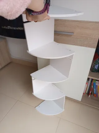 Estantería blanca modular