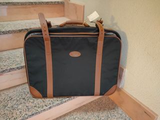 Maleta antigua de viaje