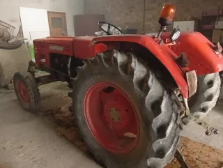 Tractor Zetor 50 CV.NO SE PUEDE TRANSFERIR