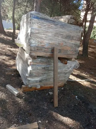 Palos madera maciza 1m x 9cm x 9cm