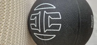 Balón Adidas James Harden Edición limitada talla 7