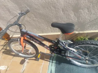 Bicicleta infantil azul