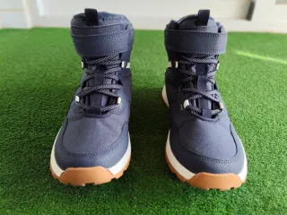 Botas impermeables agua/nieve niño. --SIN ESTRENAR