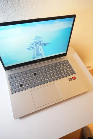 Ordenador Portátil HP Ryzen 7520U 16Gb DDR5 512GB