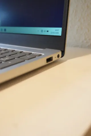 Ordenador Portátil HP Ryzen 7520U 16Gb DDR5 512GB