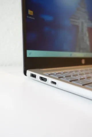 Ordenador Portátil HP Ryzen 7520U 16Gb DDR5 512GB