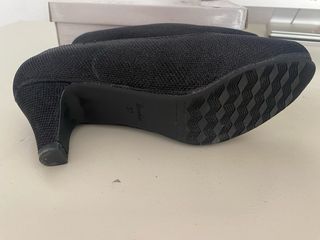 Zapatos de tacón negros con brillos talla 37