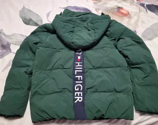 Plumífero verde Tommy Hilfiger, 16 años, nuevo