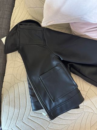 Chaqueta niña polipiel negra Lefties T. 5-6