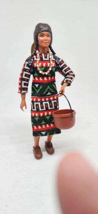 Madelman India Pluma Rosa