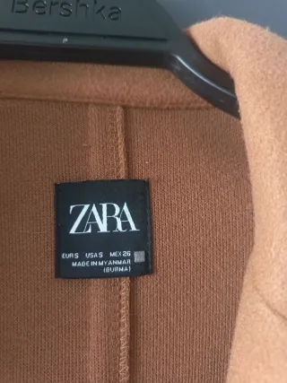 Abrigo Camel Zara Talla M