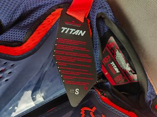 Fox Racing - Chaqueta Protectora Titan Sport