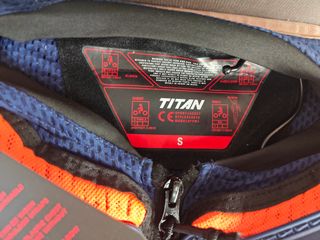 Fox Racing - Chaqueta Protectora Titan Sport
