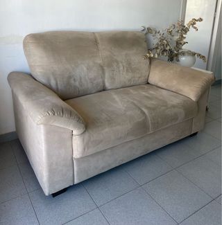 Sofá 2 plazas beige