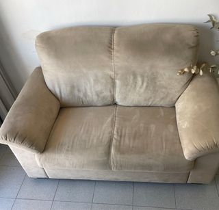 Sofá 2 plazas beige