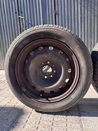 Par de Ruedas 195/55 R15 85V