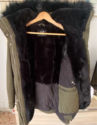 Parka Zara con pelo