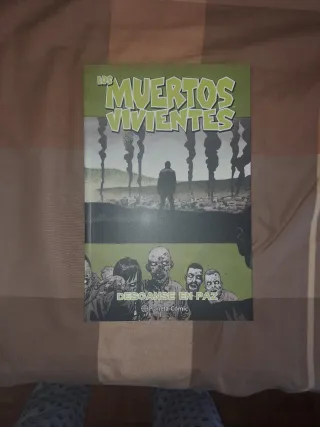 Colección completa Los muertos vivientes (32)