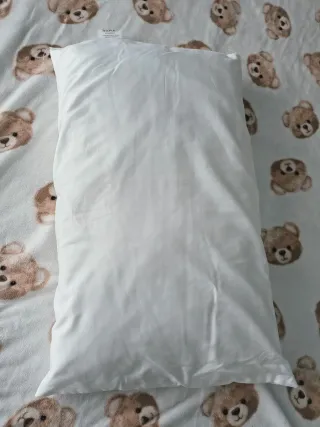 Cuscino letto bianco