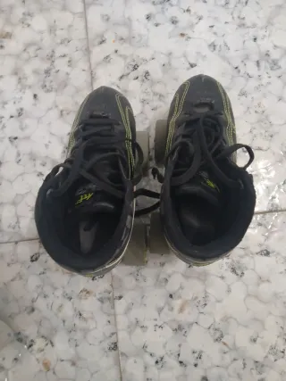 Patines de hockey negros